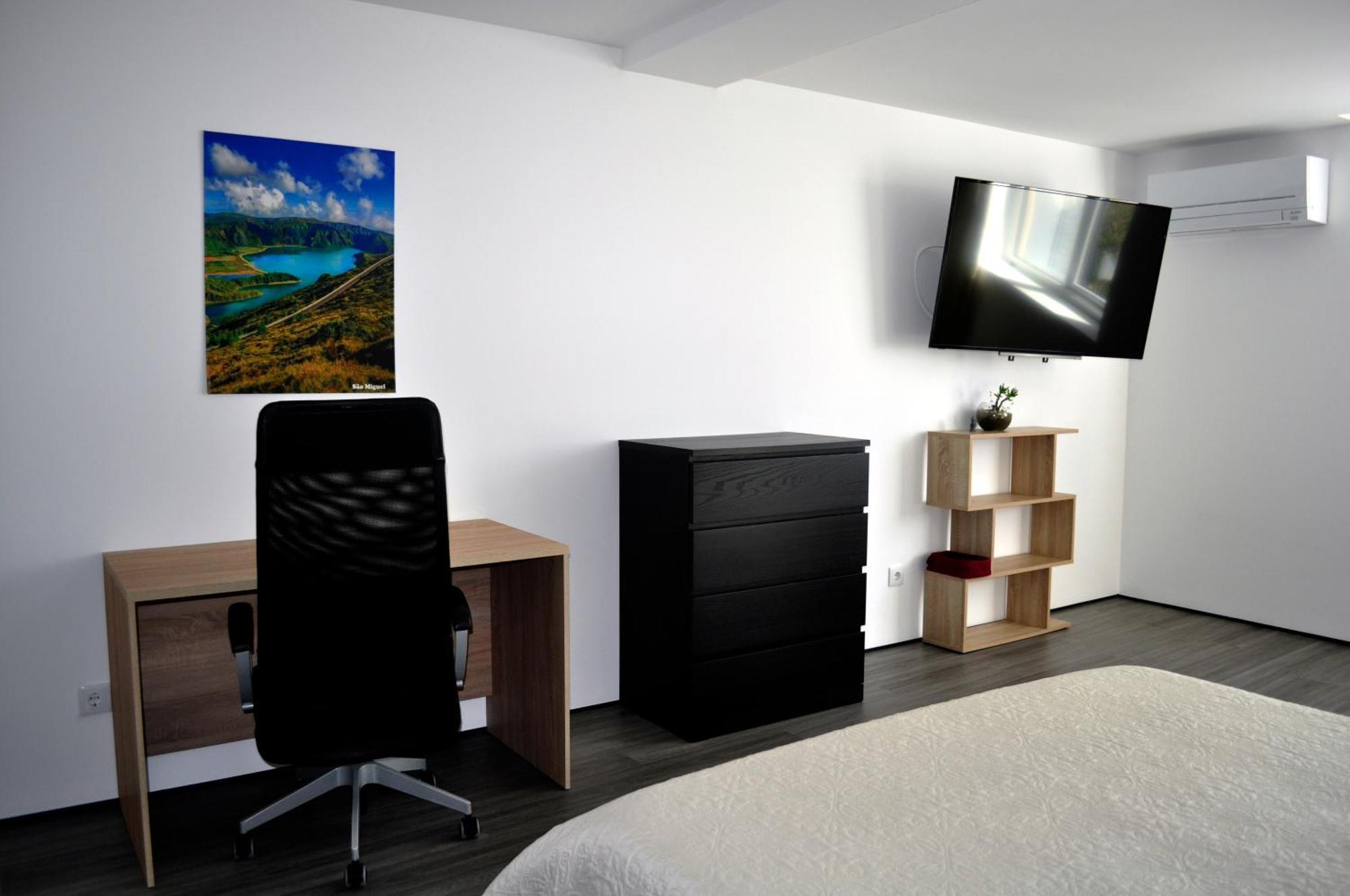 Spacious Seaside Apartment A - Faraway Lagoa  Extérieur photo